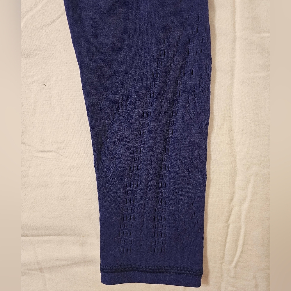 Athleta Legging Tights in Deep Purple - Picture 8 of 13
